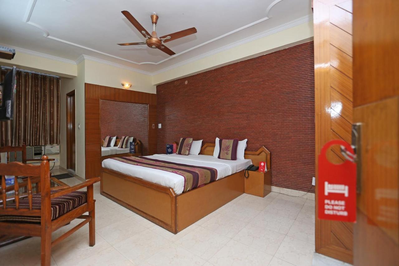 Oyo Flagship 9554 Hotel Grand Plaza 파리다바드 외부 사진