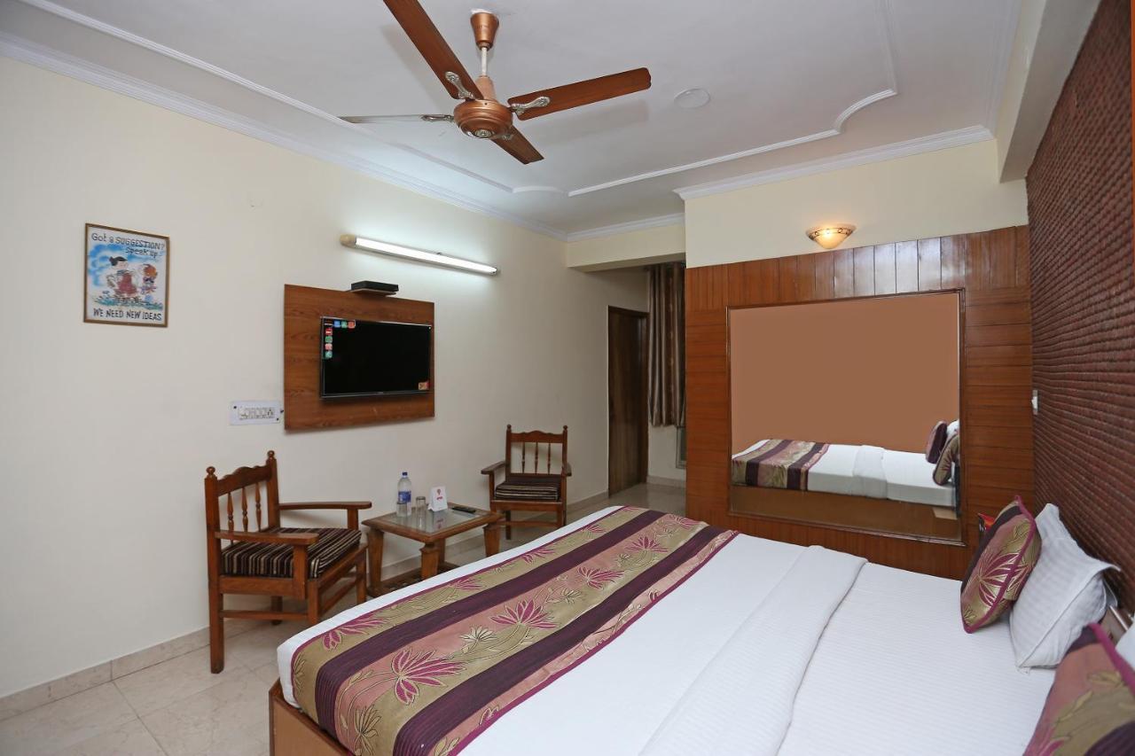 Oyo Flagship 9554 Hotel Grand Plaza 파리다바드 외부 사진